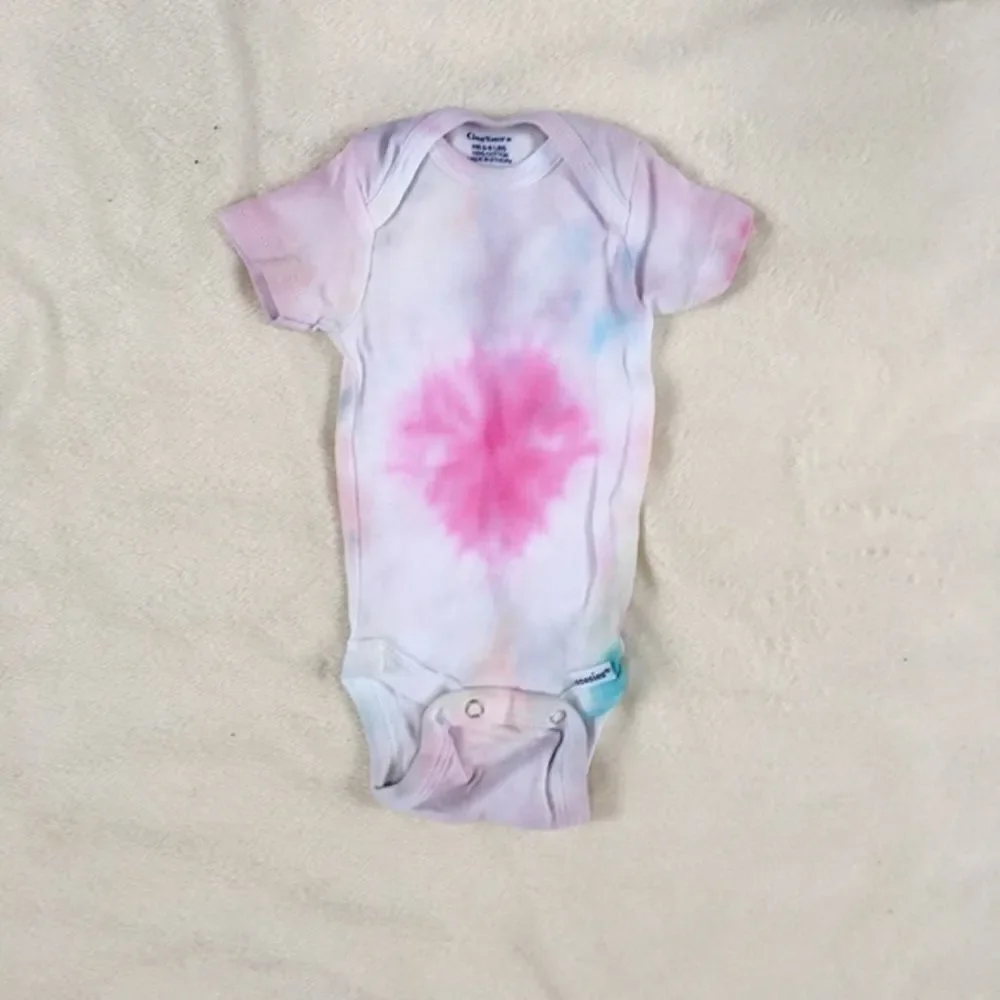 Gerber tie-dye onesie | Sz NB